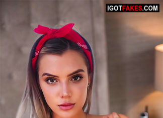 Alissa Violet Posing Topless