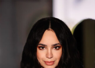 Sofia Carson Topless Pictures